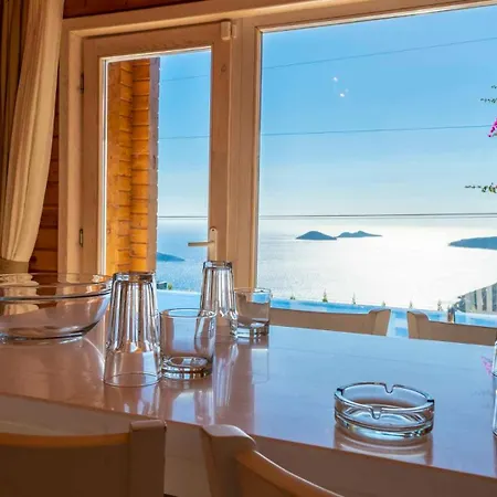 Eco Karanfil Vila Kalkan
